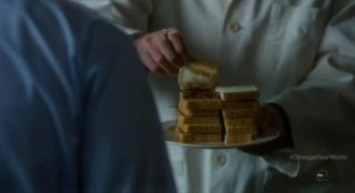 Fringe S4x16 - Peanut butter and bacon sandwiches