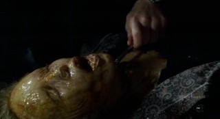 Fringe S4x17 - Decomposing corpses found in tunnel