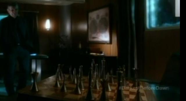 Fringe S4x21-Chess Board