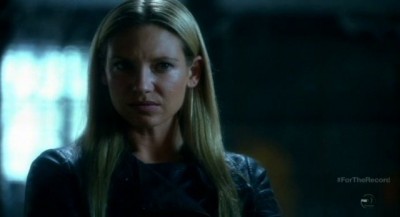 Fringe S5x03 - Anna Torv as Olivia in the year 2036