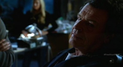 Fringe S5x09 - Definitely says Walter