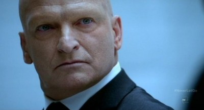 Fringe S5x11 - James Kidnie as The Observer Commander