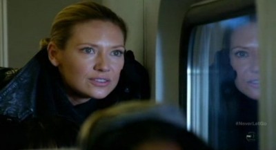 Fringe S5x11 - Tracked down on the commuter train