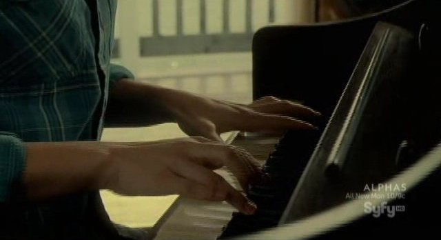 Haven S2x03 - Audrey plays the piano