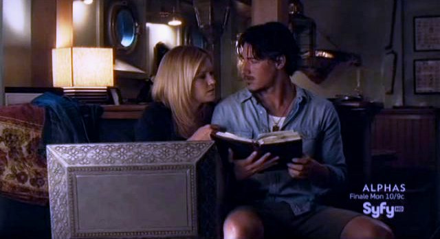 Haven S2x11 - Audrey and Duke study Simon Crockers book