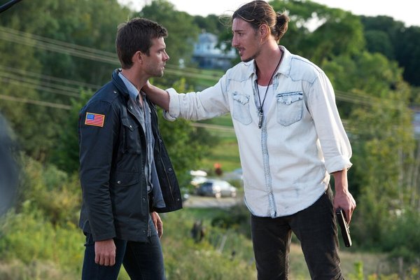 Haven - S3x13 - Nathan and Duke after the disaster with Audrey
