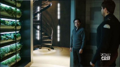 Helix S1x04 - 25 secret helixical staircase
