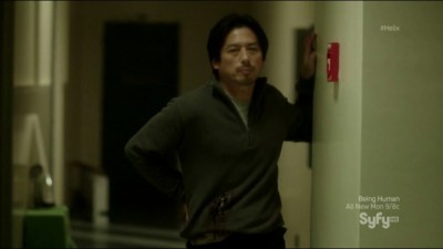 Helix S1x05 - Hatake appears in the hallway begging for help after stabbing himself