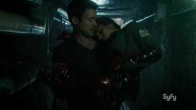 Helix S2x05 Kyle carries Sarah after she is stabbed