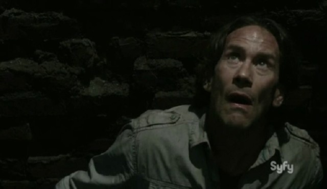 Helix S2x05 Peter stares up at Alan from the Oubliette