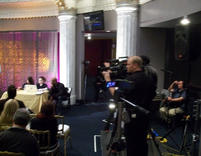 Hollywood Auction 43 - NBC Uni SyFy crews busy filming Hollywood Treasure!