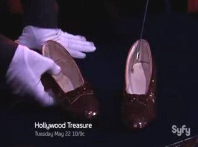 Hollywood Treasure S2x01 - The Ruby Slippers - 640x480