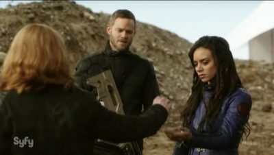 Killjoys S2x03 Discussing particulars of mission