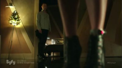 Killjoys S2x03 Nice ankle jewelry