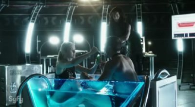 Killjoys S2x07 Dav and Sabine share a space hot tub together