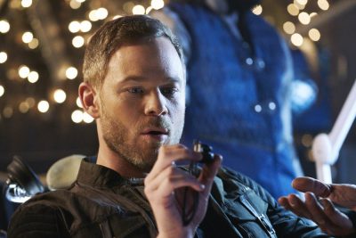 Killjoys S3x01 Aaron Ashmore as John Jaqobis