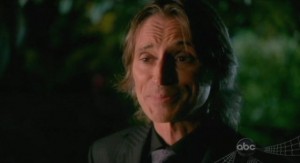 Once Upon A Time S1x02 - Why does Mr Gold walk with a cane?