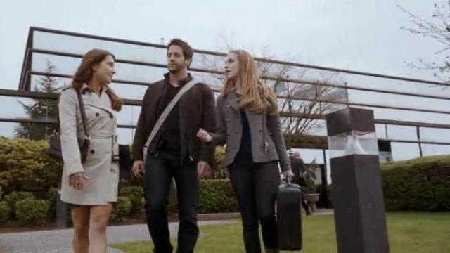 Primeval New World 01x04 Dylan and Evan run into Ange