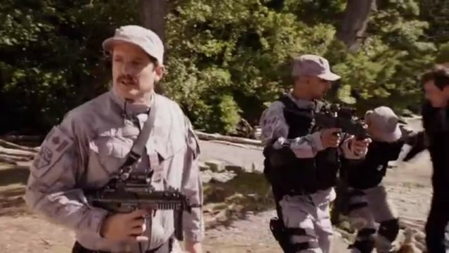 Primeval New World S1x13 - Colonel Hall says I just saved your life