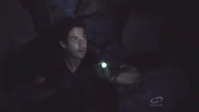 Primeval New World S1x13 - Evan is trapped behind boulders