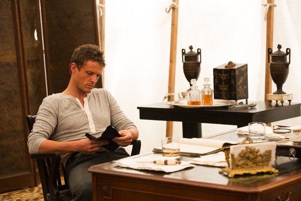 Revolution S1x01 - David Lyons as Sebastian 'Bass' Monroe