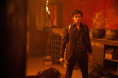Revolution S2x11 - Connor takes Monroe to Nunez villa with intent of capturing him!