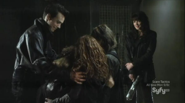 Sanctuary S4x06 Homecoming - We-are-family!