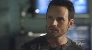 Sanctuary S4x13 - Henry is worried about what the device can do