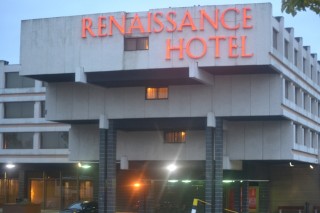 AT6 - Renaissance Hotel