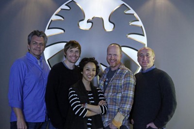 Agents of Shield - EXECUTIVE PRODUCERS: JEFFREY BELL, JED WHEDON, MAURISSA TANCHAROEN, JOSS WHEDON, JEPH LOEB