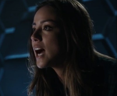 Agents of SHIELD S1x05 - Skye says an innocent guy might die for money