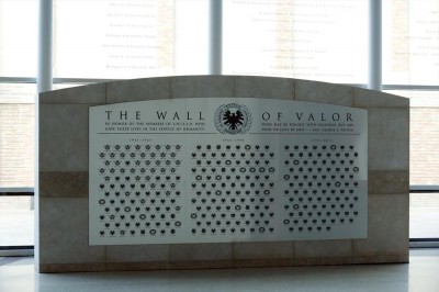 Agents of SHIELD S1x12 - The Wall of Valor at the S.H.I.E.L.D Academy