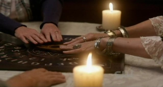 Supernatural S7x07 - Hands on Ouija Board