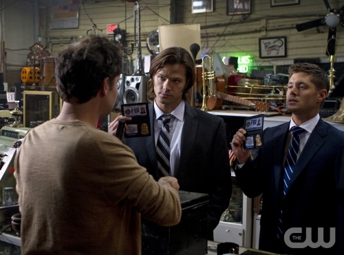 Supernatural S7x07 - Jimmy with Sam and Dean