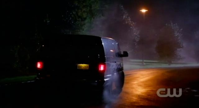 Supernatural S7x10 - Dean whipping the van like nobody's business