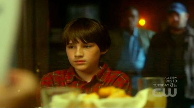 Supernatural S7x10 - Young Bobby sits down at the dinner table