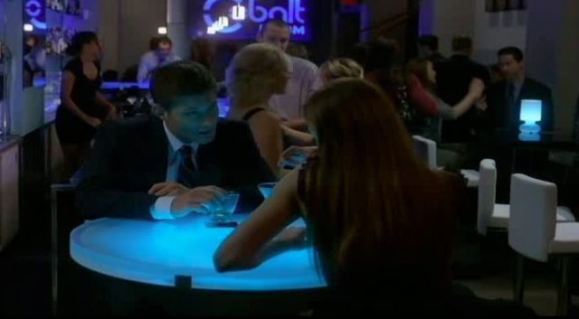 Supernatural S7x13 - Dean and Lydia at the Cobalt Room