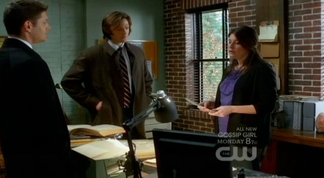 Supernatural S7x15 - Dean Sam and Nora talking