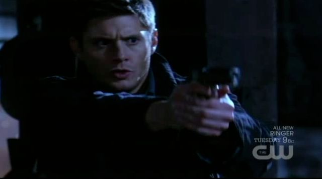 Supernatural S7x15 - Dean shoots Jeffrey