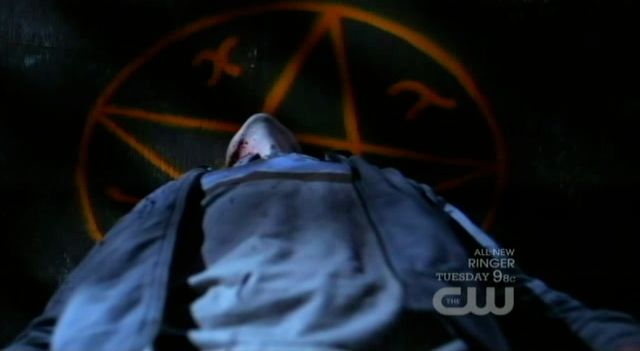 Supernatural S7x15 - The demon sees he is in a devils trap