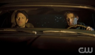 Supernatural S7x17 - Castiel and Dean rush to save Sam!