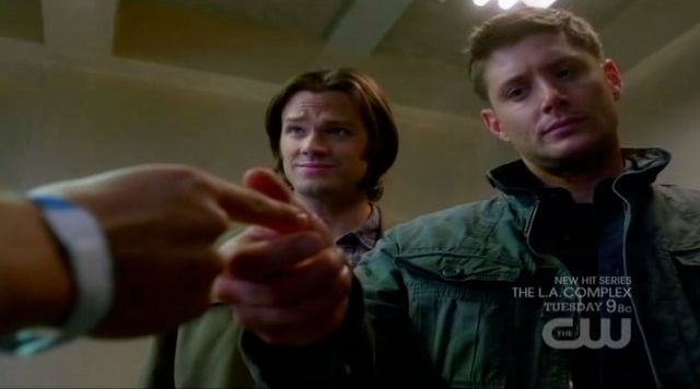 Supernatural S7x21 - Cas asks Dean to pull his finger