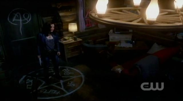 Supernatural S7x21 - Meg in a devils trap