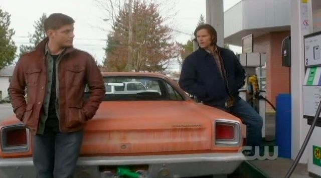 Supernatural S7x22 - Dean in the red leather