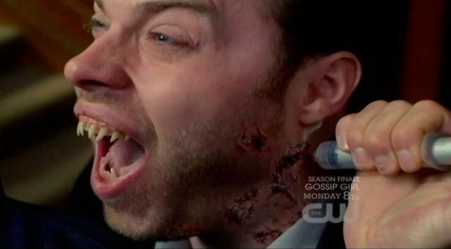 Supernatural S7x22 - Dean kills vampire with guys blood
