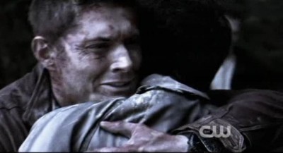 Supernatural S8x02 - Dean hugs poor Cas in Purgatory