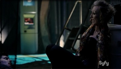 The Expanse S1x04 Brothel Madam Jane Moffat finds Dimitri alive