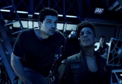 The Expanse S1x07 Holden and Naomi prepare for their mission on the Rocinante