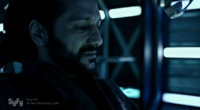 The Expanse S1x08 Alex scans for life signs
