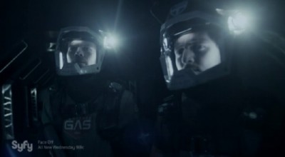 The Expanse S1x08 Amos keeps an eye on Kenzo